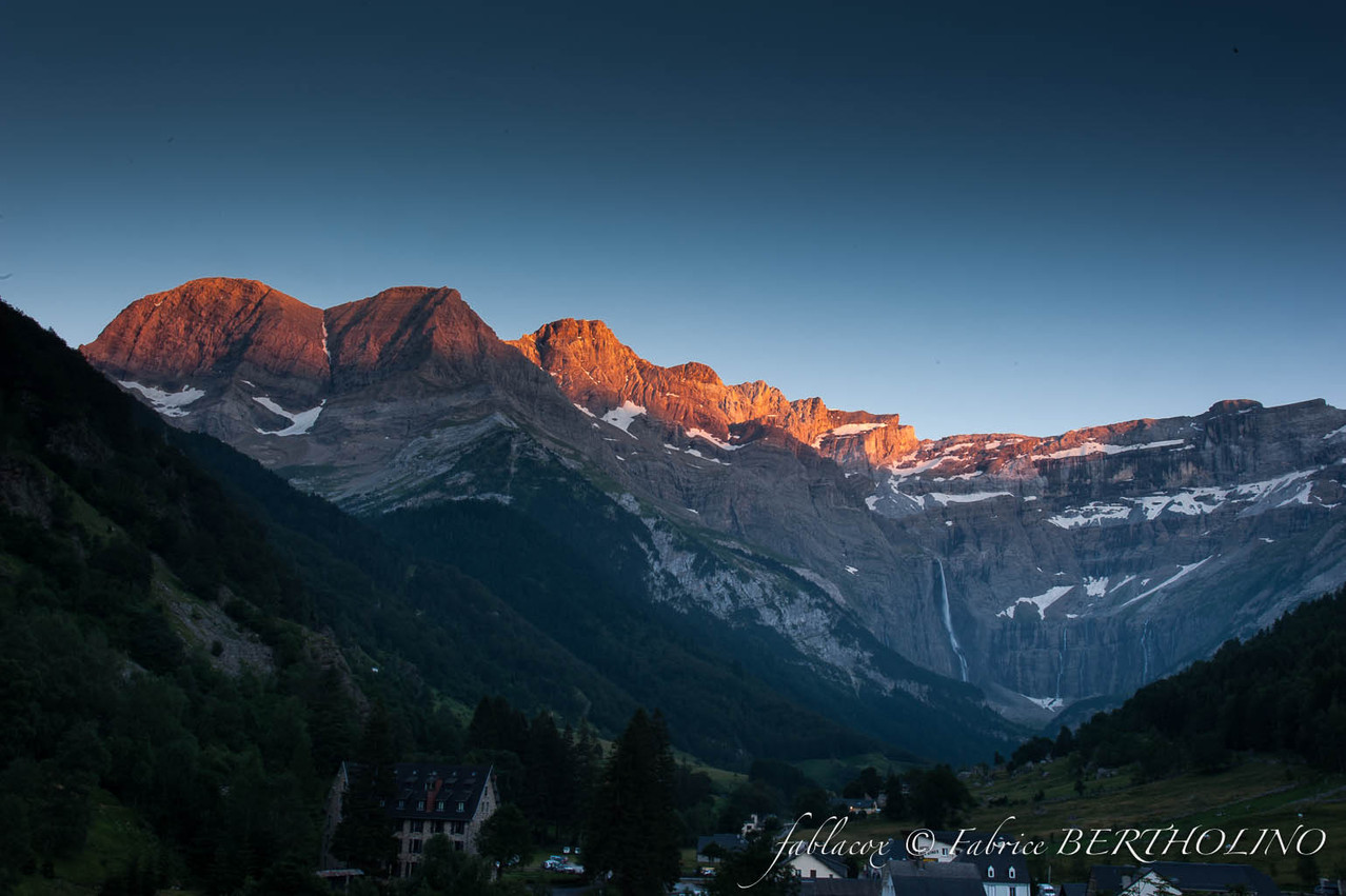 Coucher de soleil sur le cirque de Gavarnie (65 - 2013/08)