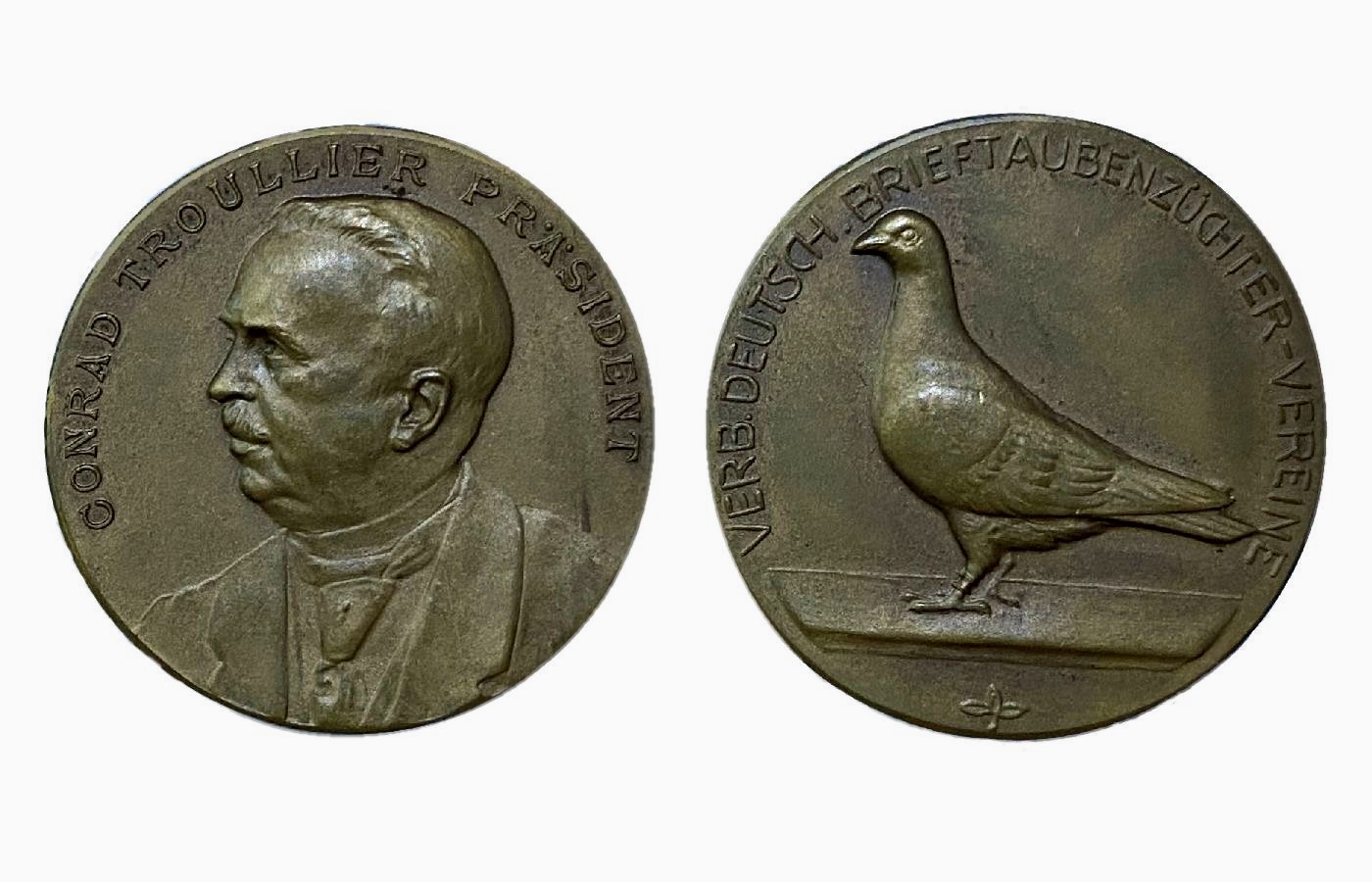 Medaille in Bronze mit Präsident Conrad Troullier 