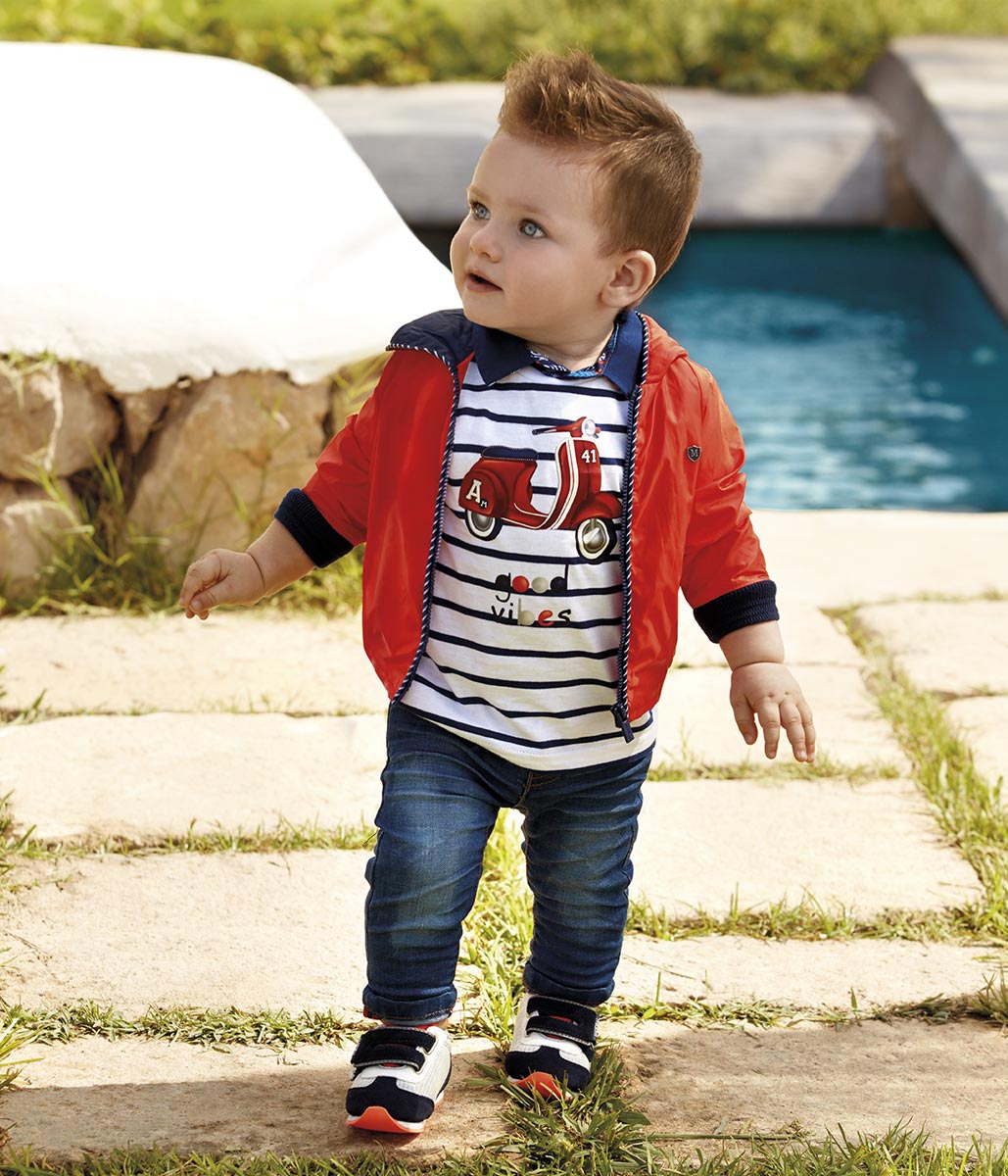 Conjunto legging Bebé Si buscas tiendas de ropa infantil online para comprar todo lo necesario para el niño o niña de la casa, a continuación encontrarás información de algunos de los sitios de Internet que yo he utilizado para comprarle complementos a mis peques.