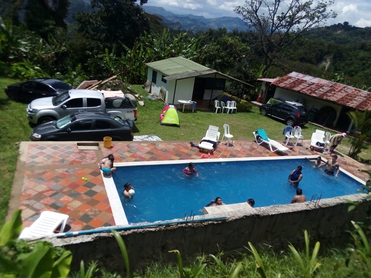 Se arrienda cabañas en la vereda naguy la Vega