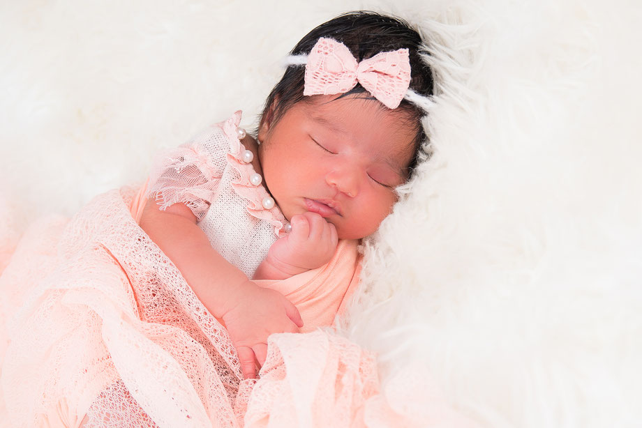 baby photography in pink