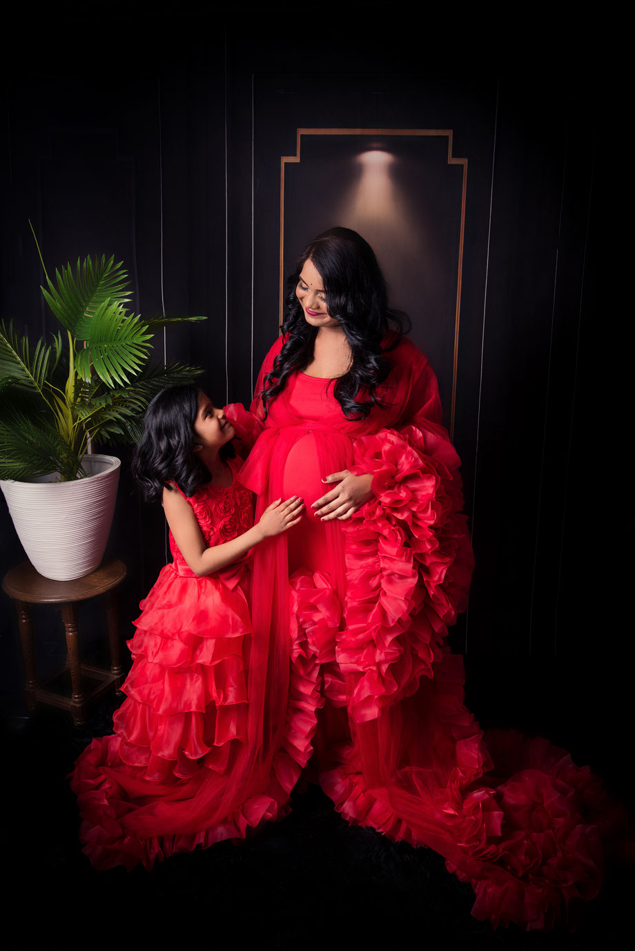 maternity shoot in gala dress