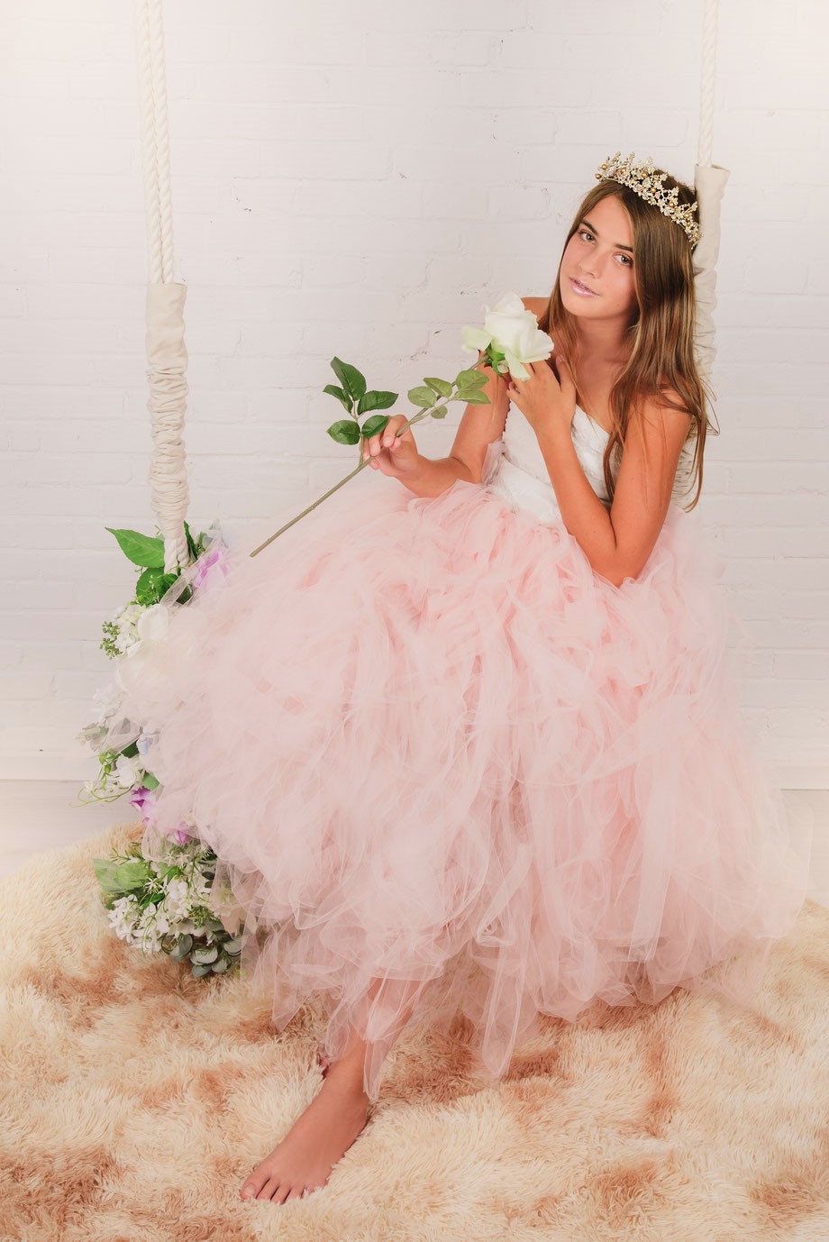 teenager photography with dress