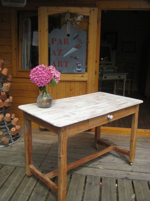 Table plateau blanc (125 €)