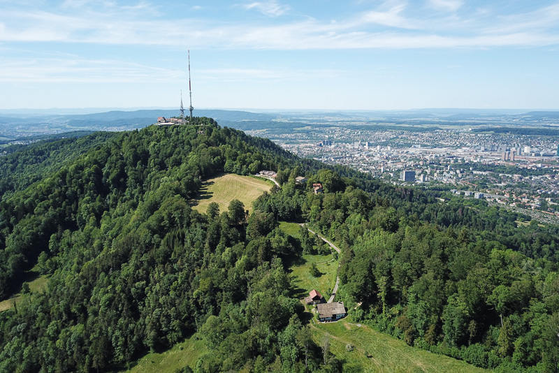 美好的一天上涨在瑞士——Uetliberg