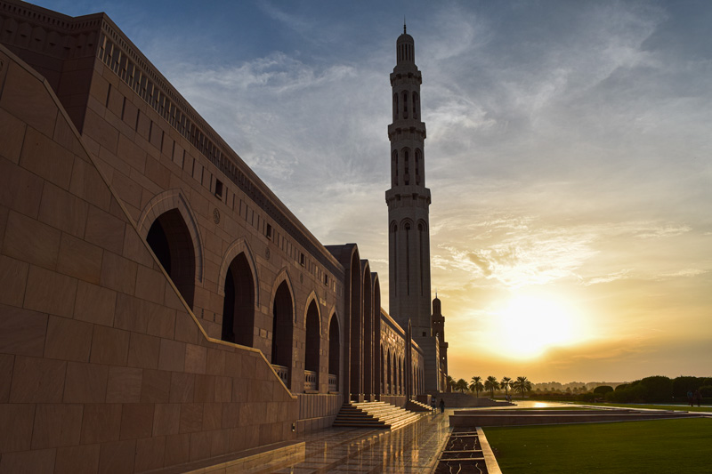 12 Days in Oman - Visiting the Sultan Qaboos Mosque in Muscat