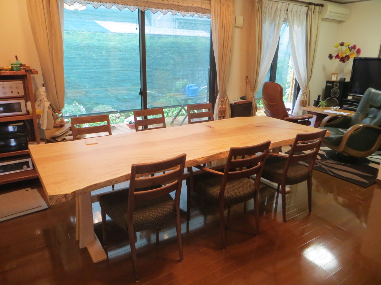 一枚板の無垢テーブル - 飛騨高山 匠の家具 Gallery森の芽ぐみ 一枚板の無垢テーブル - 飛騨高山 匠の家具 Gallery森の芽ぐみ