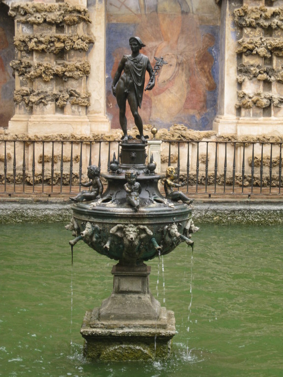 Wasserspiele im Alcazar in Sevilla