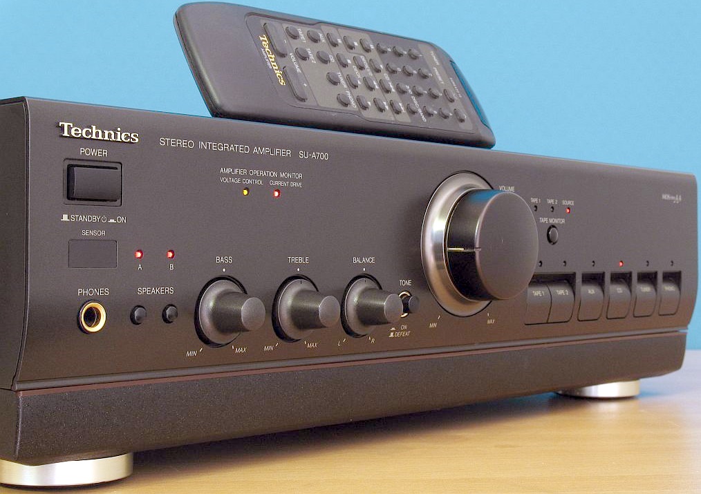 Technics SU-A700