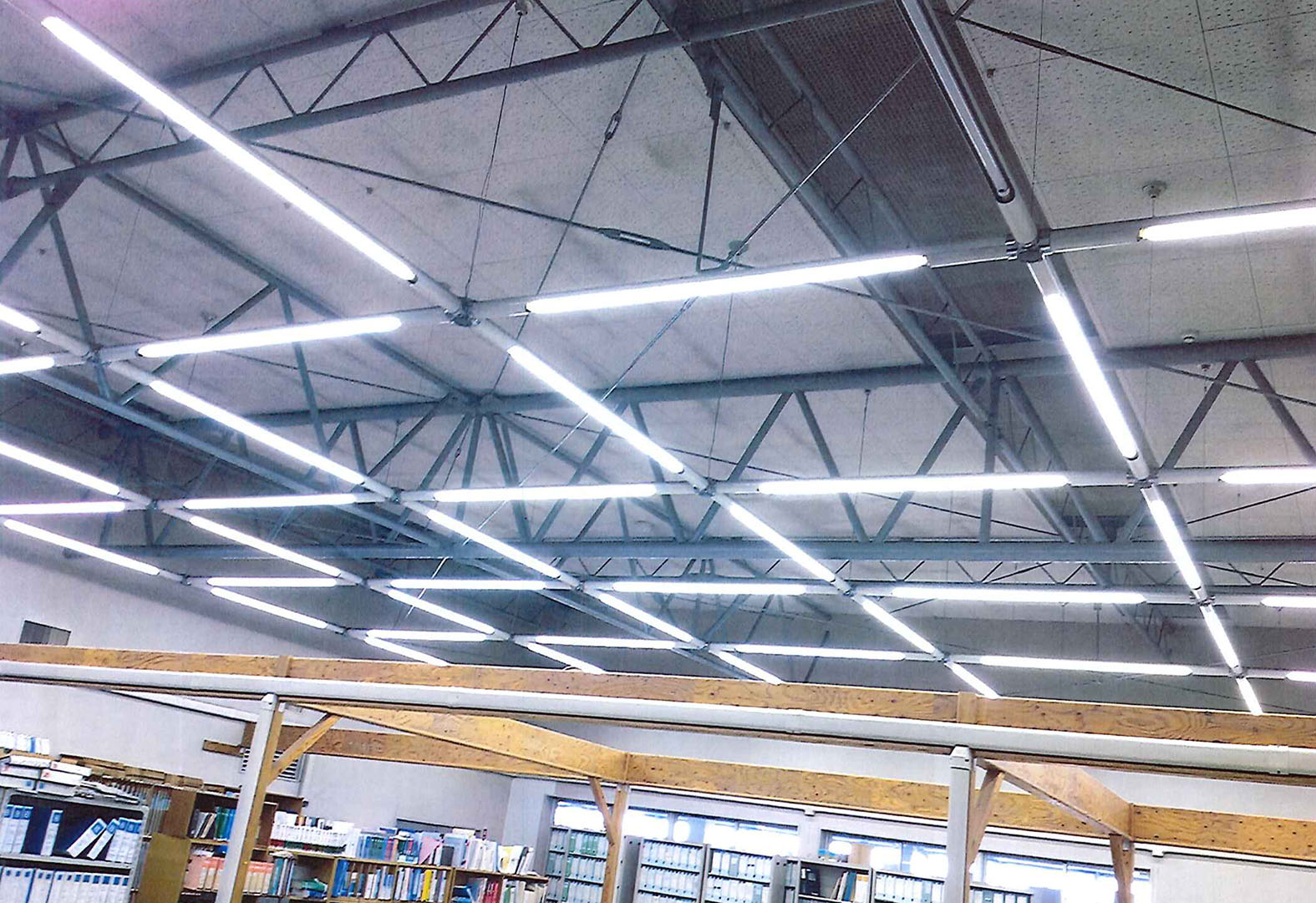 名南製作所様のLEDライト施工