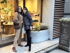 生徒さんでもあるヨガ友