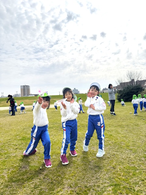 「紙飛行機とばすぞ！」