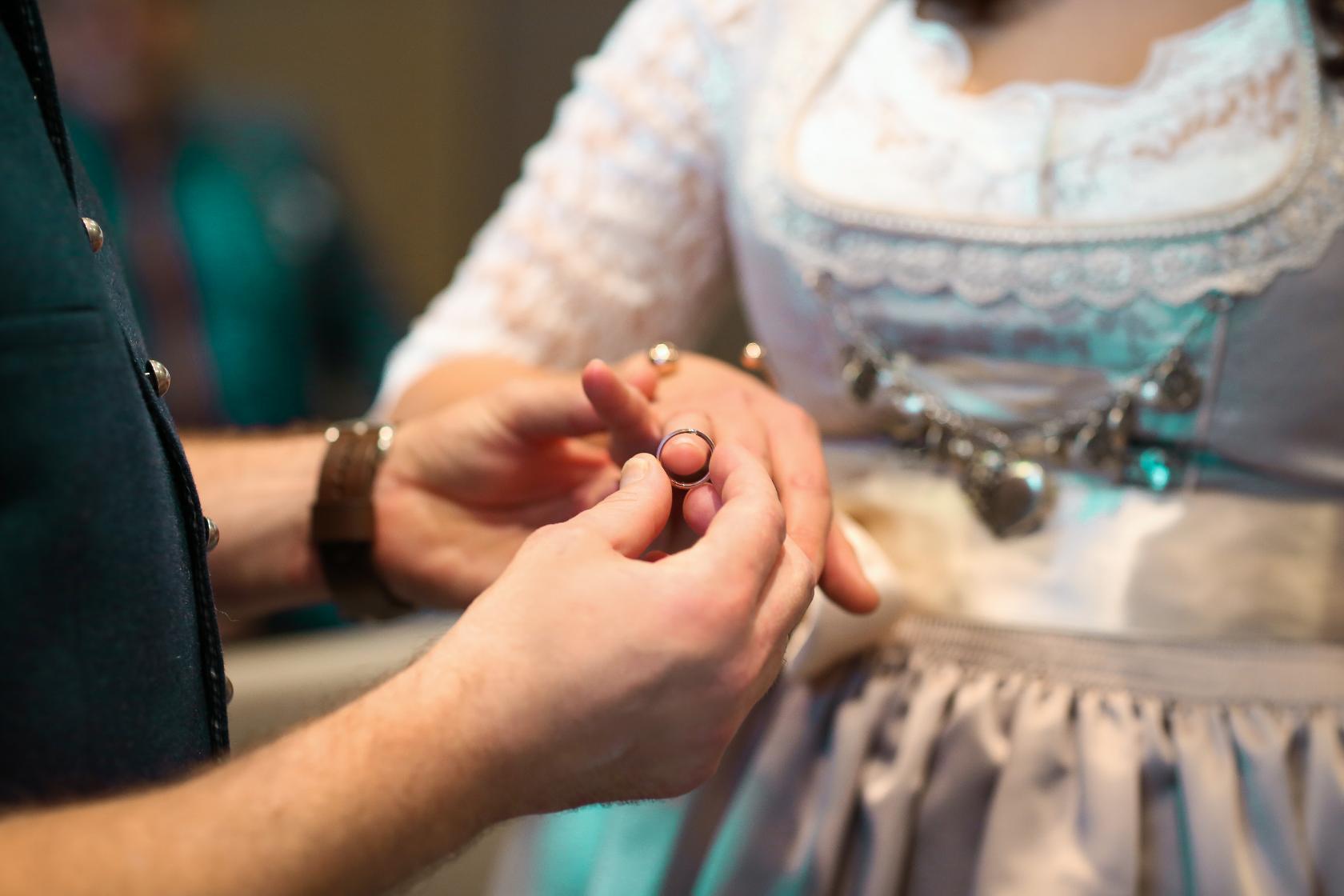 hochzeit-standesamt-augsburg-fotostudio-diamond-deluxe.jpg