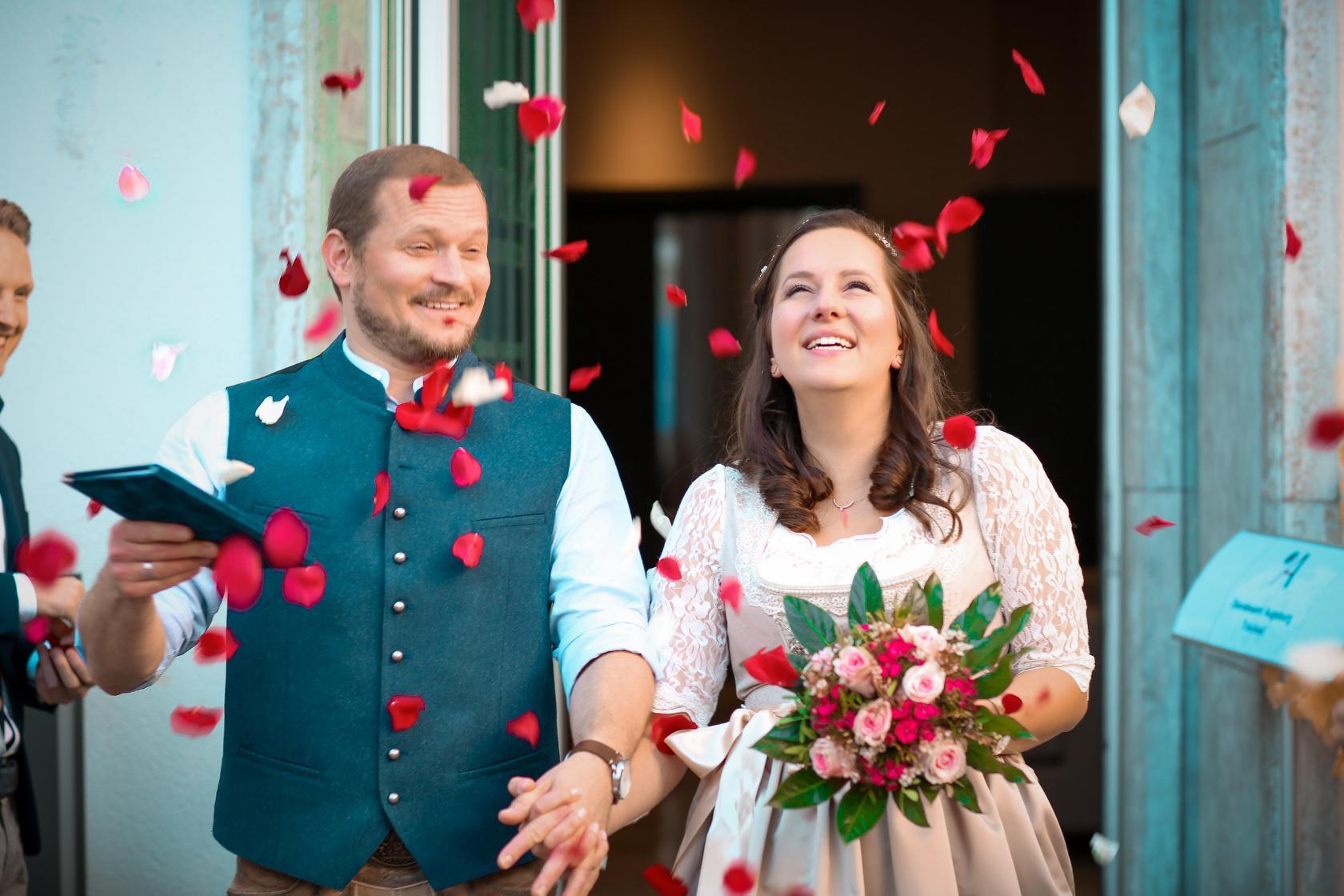 hochzeit-standesamt-augsburg-fotostudio-diamond-deluxe.jpg