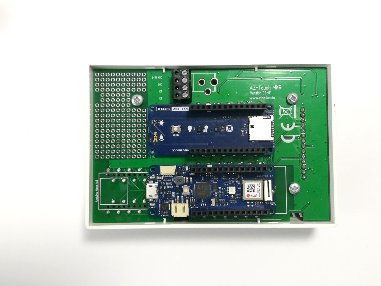 Rückseite bestückt mit MKR1010 und MKR ENV Shield