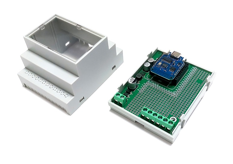 ArduiBox ESP, opened with stacked D1 Mini ESP8266