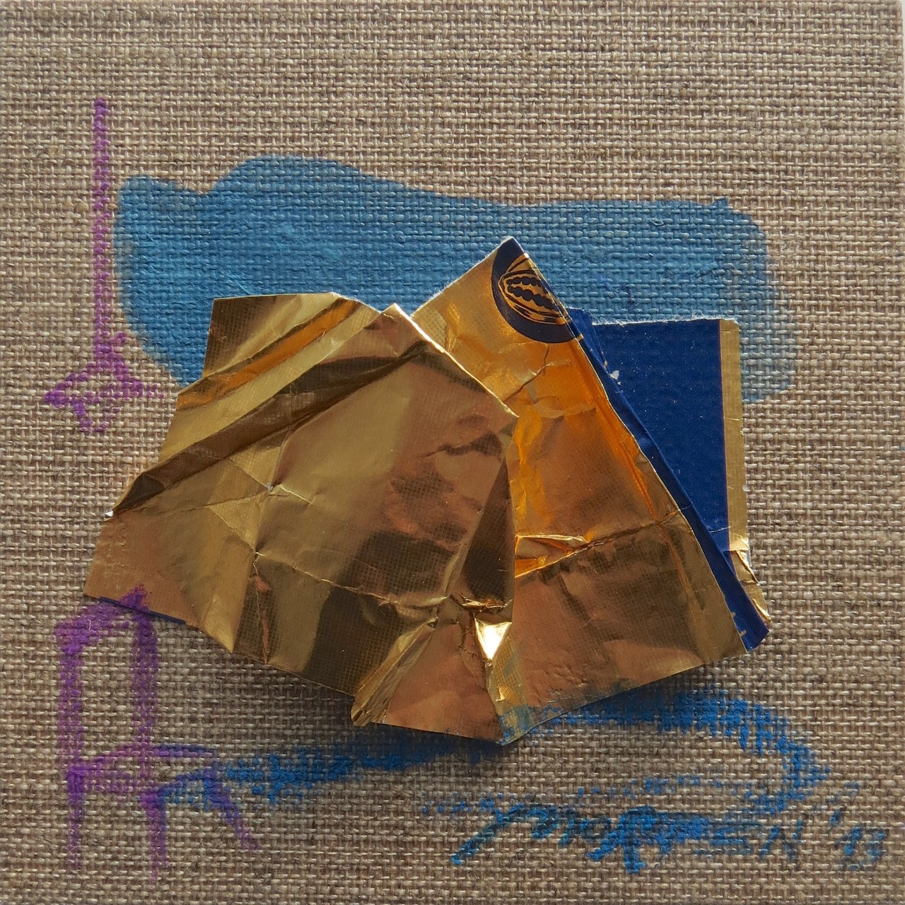 MIT EINEM BEIN IN DER STADT UND DEM ANDEREN IM LAND, 2013, Johannes Morten, 10 x 10 cm, Acryl, Ölkreide und Papier auf Canvas