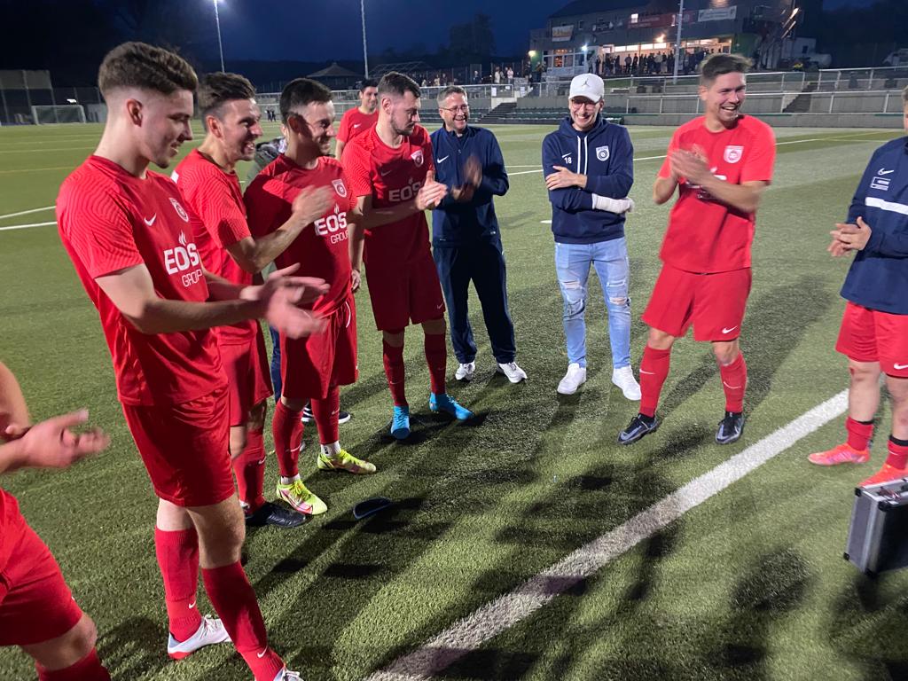 Derbysieger, Derbysieger, hey, hey! FCW siegt 4:3 in Weyer