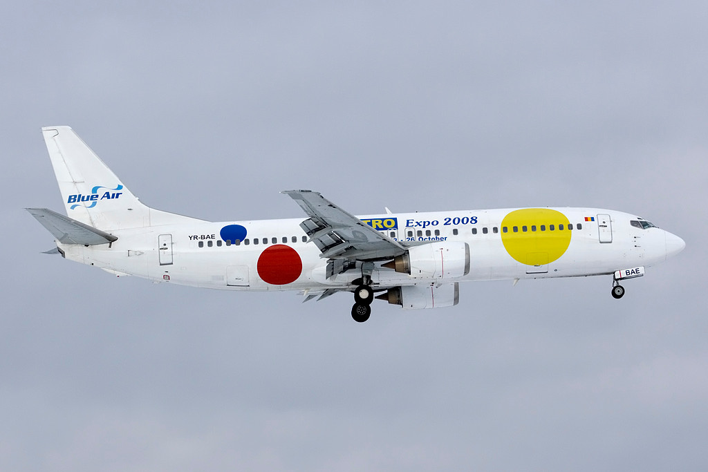 YR-BAE B737-46N 28723/2886 Blue Air