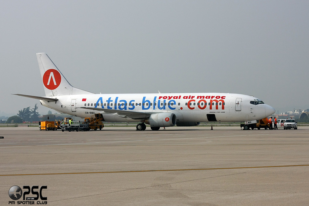 CN-RMX B737-4B6 26526/2219 Atlas Blue