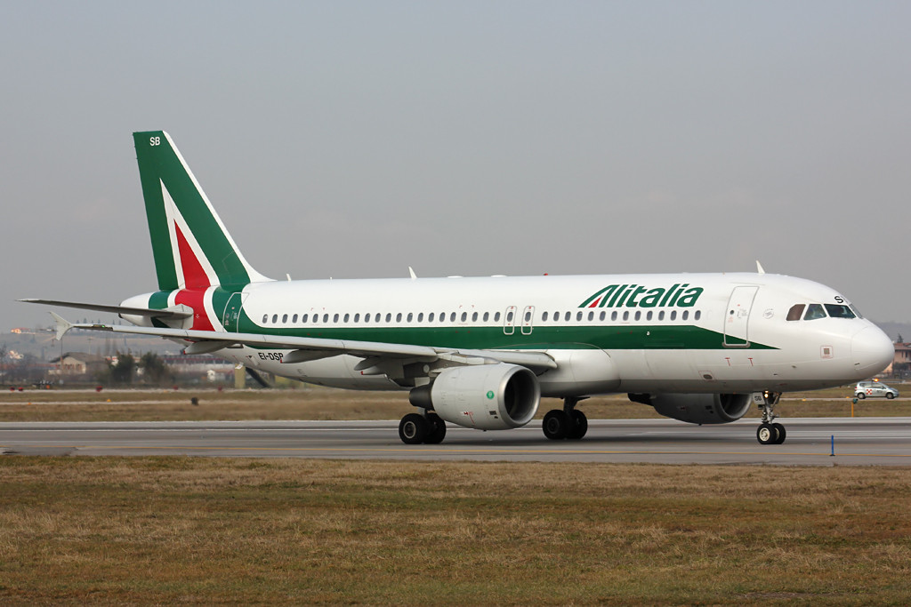 Airbus A320 - MSN 3482 - EI-DSP @ Aeroporto di Verona © Piti Spotter Club Verona