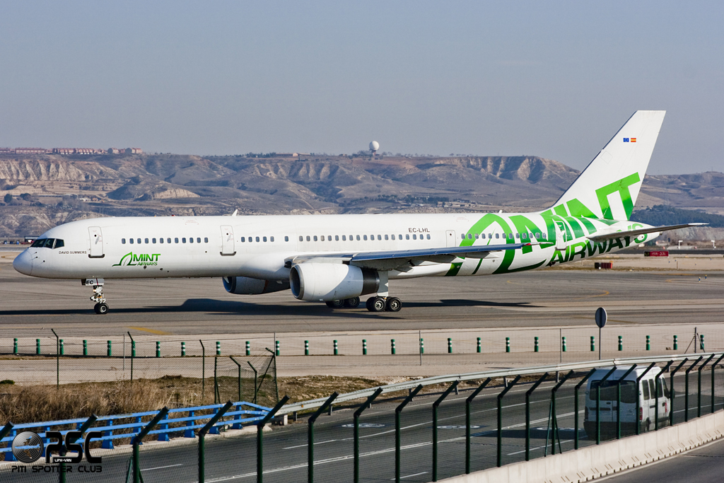 EC-LHL B757-28A 24544/280 Mint Airways @ Madrid Airport 01.2012 © Piti Spotter Club Verona