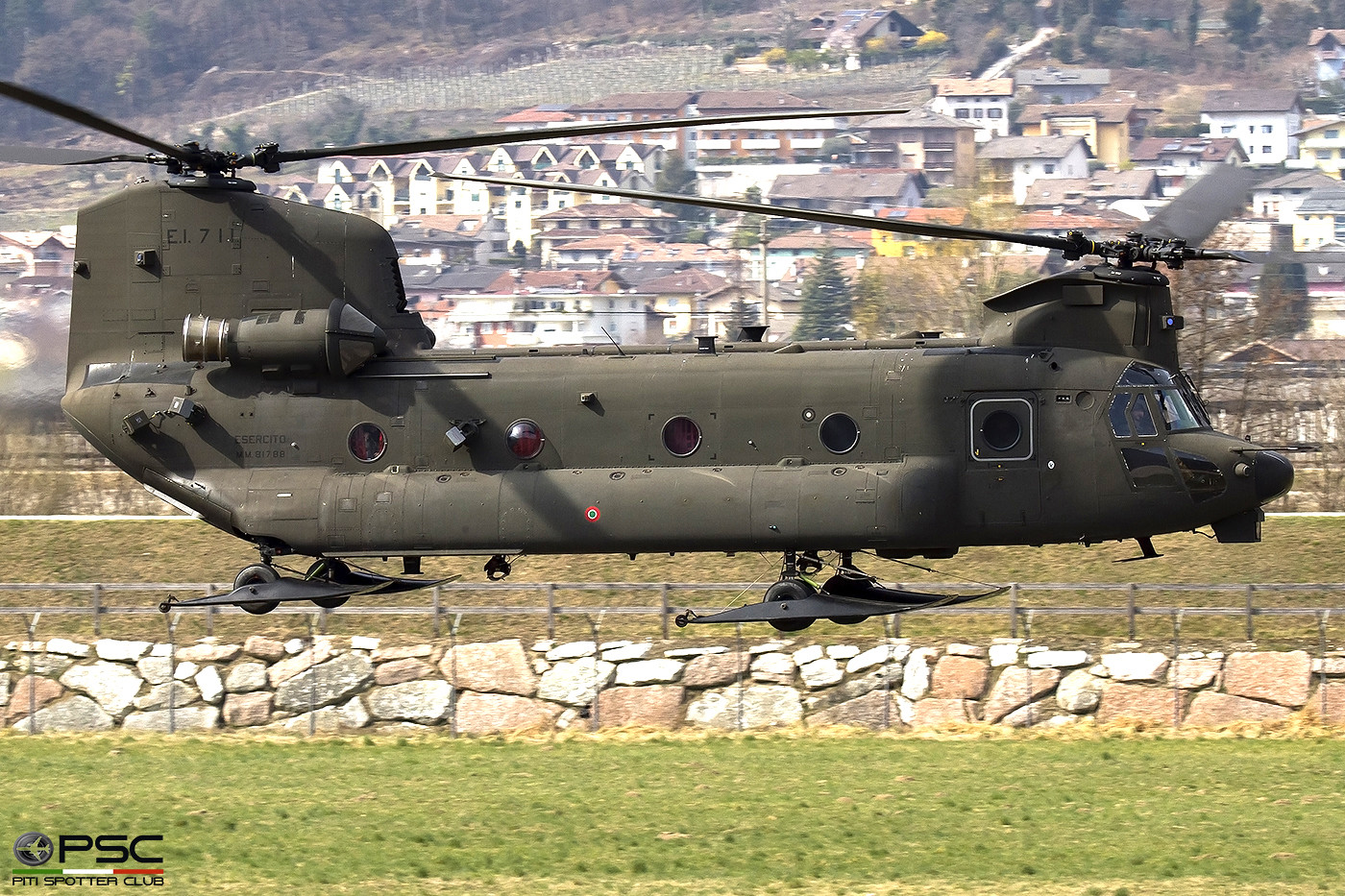 MM81788  E.I.711  ICH-47F  M7811  11° Gruppo Sqd AVES @ Trento © 2022 Piti Spotter Club Verona