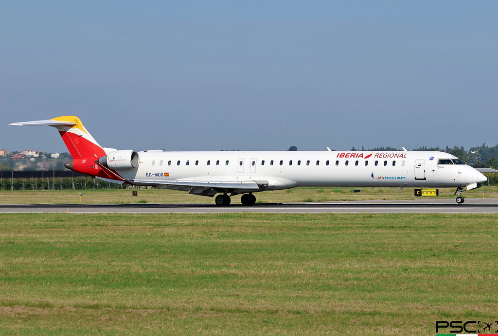 EC-MUG Bombardier CRJ-1000 (CL-600-2E25) 19061  CF34-8C5A2  Air Nostrum>IBERIA Regional 2018  @ Aeroporto di Verona 08 2025 © Piti Spotter Club Verona
