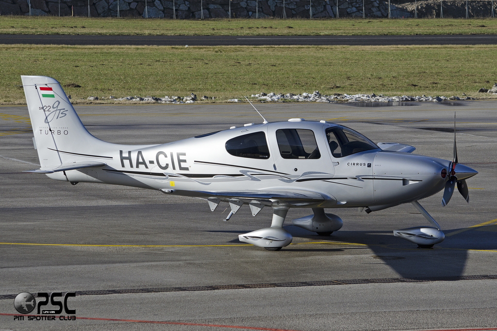 HA-CIE - Cirrus SR22-GTS Turbo - Private @ Aeroporto di Trento © Piti Spotter Club Verona