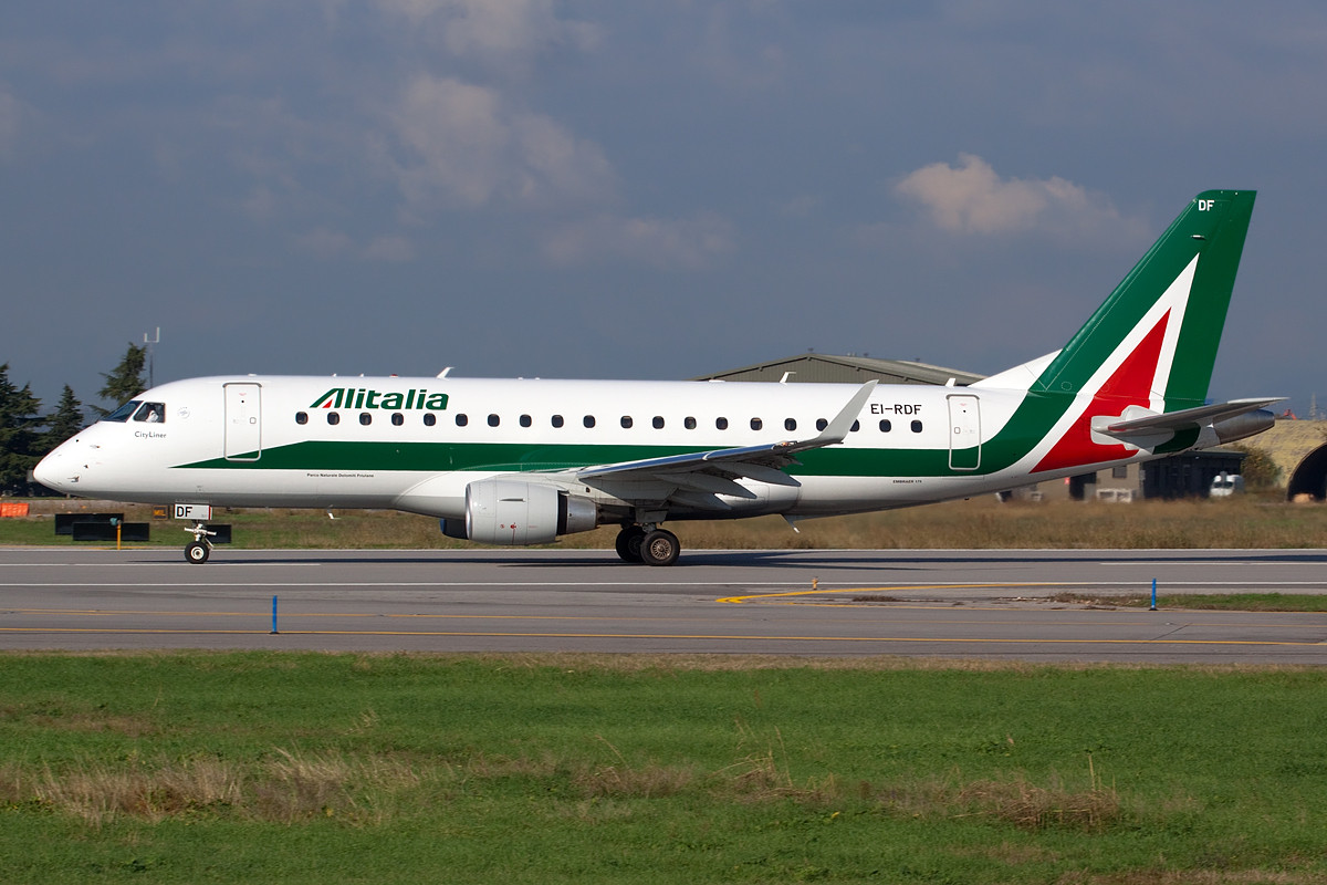 Embraer 170/175 - MSN 337 - EI-RDF  @ Aeroporto di Verona © Piti Spotter Club Verona