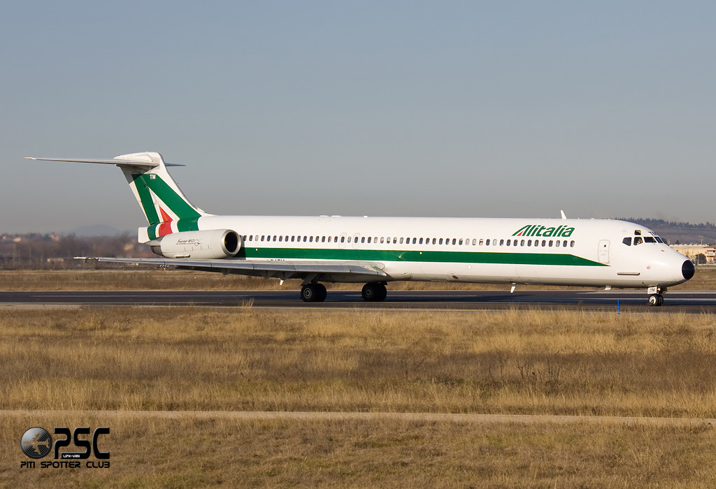 McDonnell Douglas MD-80/90 - MSN 53230 - I-DATM  @ Aeroporto di Verona © Piti Spotter Club Verona