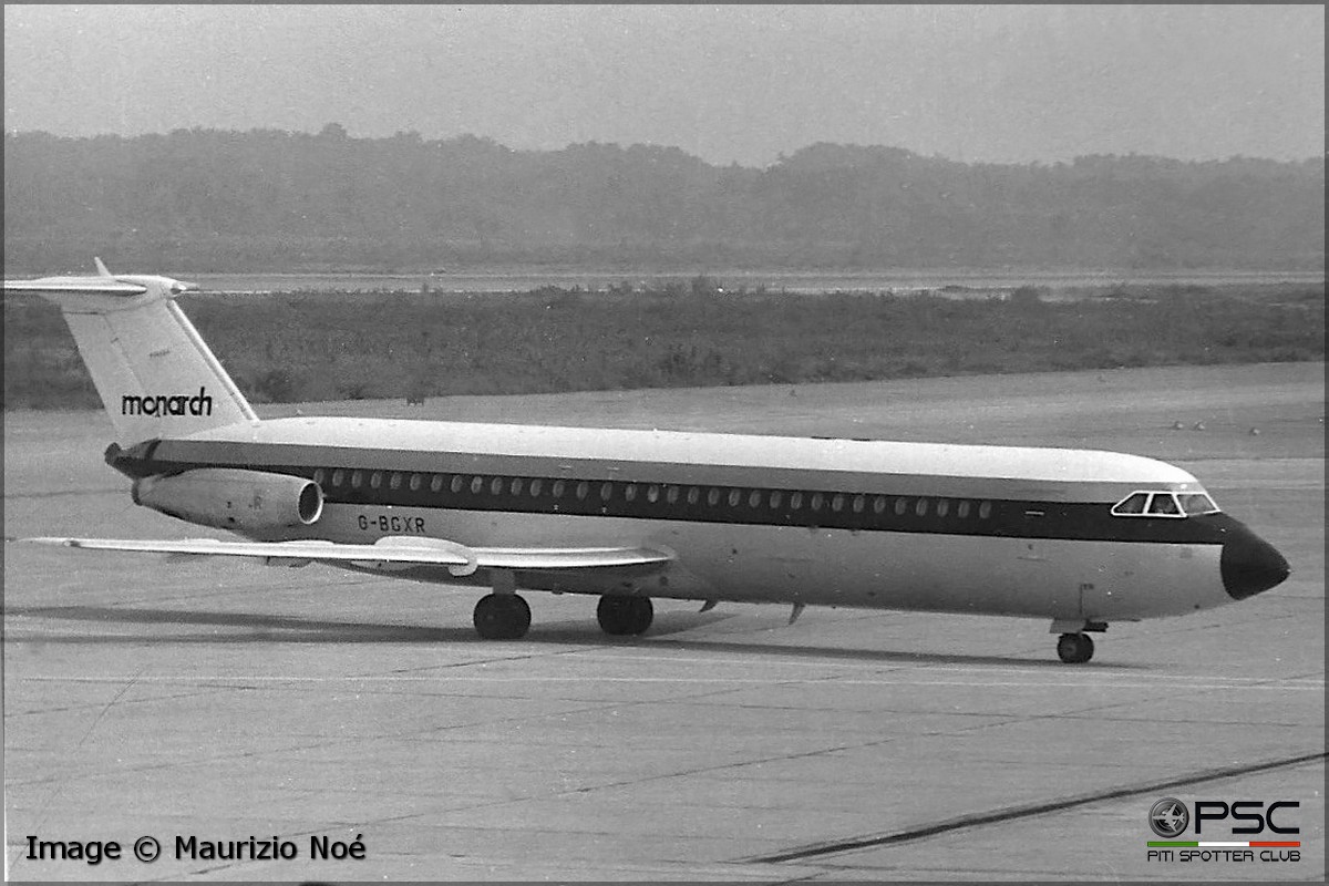 G-BCXR BAC 111-517FE 198  Spey 512-14DW  Monarch Airways 1970 © collezione Maurizio Noè p.g.c. - Piti Spotter Club Verona