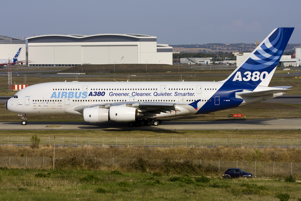F-WWOW A380-841 1 Airbus Industrie @ Toulouse Airport 10.2008 © Piti Spotter Club Verona
