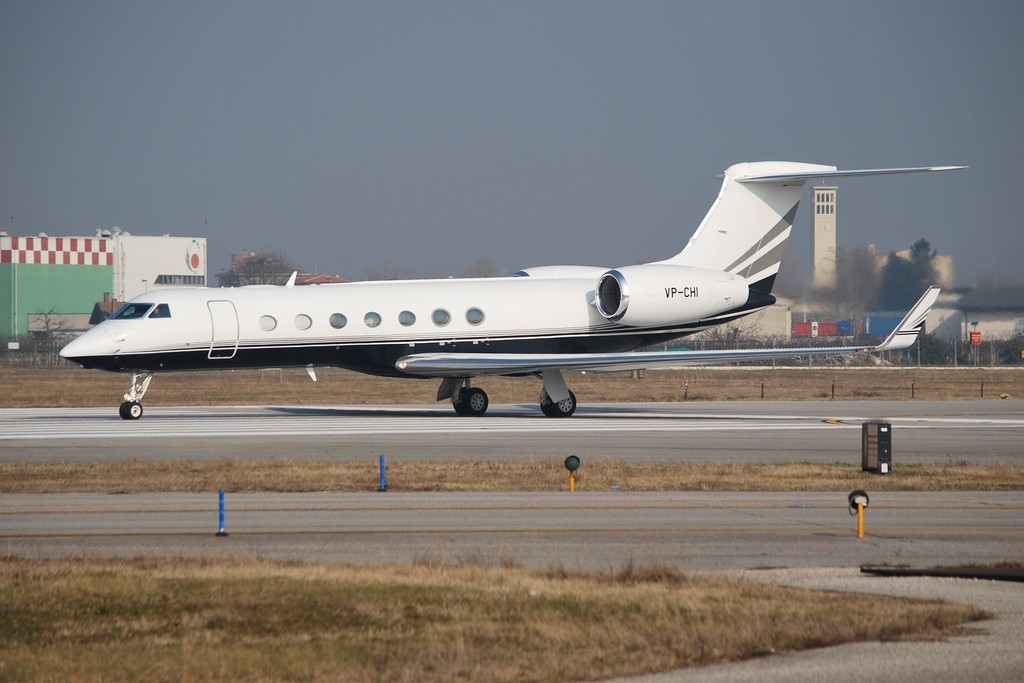 VP-CHI Gulfstream Aerospace GV-SP (G550) GLF5 5415 @ Aeroporto di Verona © Piti Spotter Club Verona
