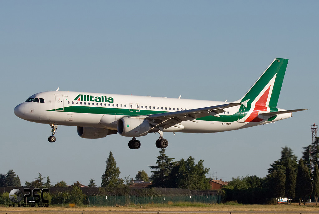 Airbus A320 - MSN 4152 - EI-DTO  @ Aeroporto di Verona © Piti Spotter Club Verona