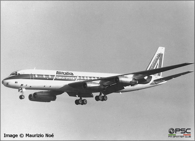 I-DIWQ Douglas DC-8-62CF-H 45961 361 JT3D-3B s3  Alitalia 1968 © collezione Maurizio Noè p.g.c. - Piti Spotter Club Verona 