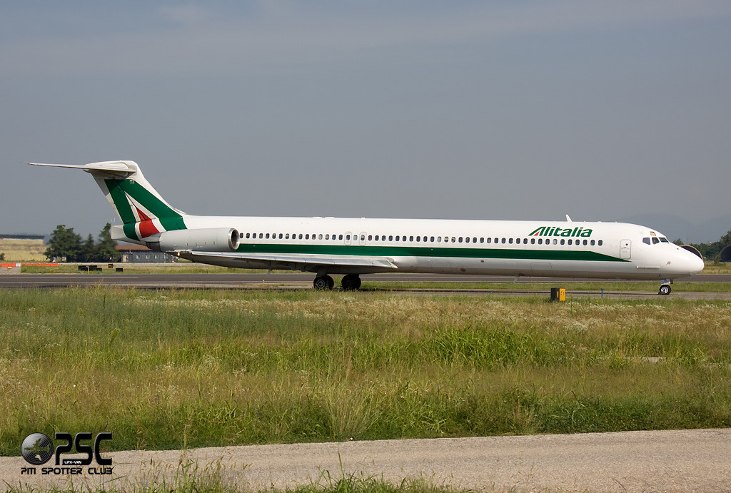 McDonnell Douglas MD-80/90 - MSN 53218 - I-DATI @ Aeroporto di Verona © Piti Spotter Club Verona