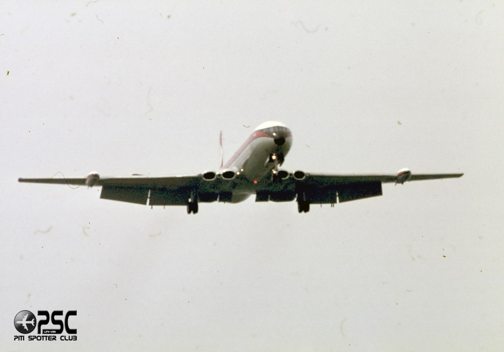 Comet - no visible marks @ Aeroporto di Verona © Piti Spotter Club Verona