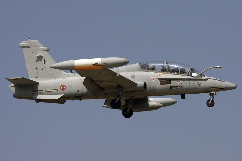 MM55088  61-160  MB339CD  6957/224/CD027  212° Gruppo SV  @ Aeroporto di Verona   © Piti Spotter Club Verona