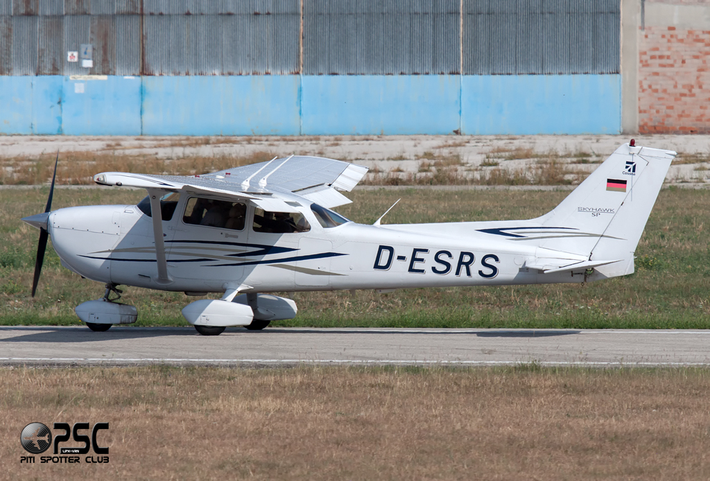 D-ESRS Cessna 172S C172 @ Aeroporto Verona Boscomantico © Piti Spotter Club Verona