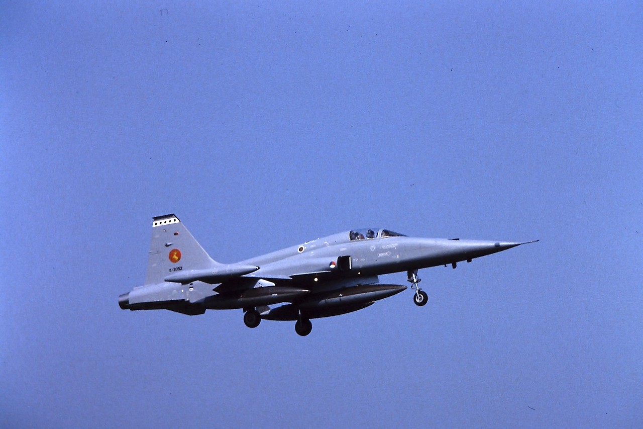 K-3052   NF-5A  3052 @ Aeroporto di Verona   © Piti Spotter Club Verona