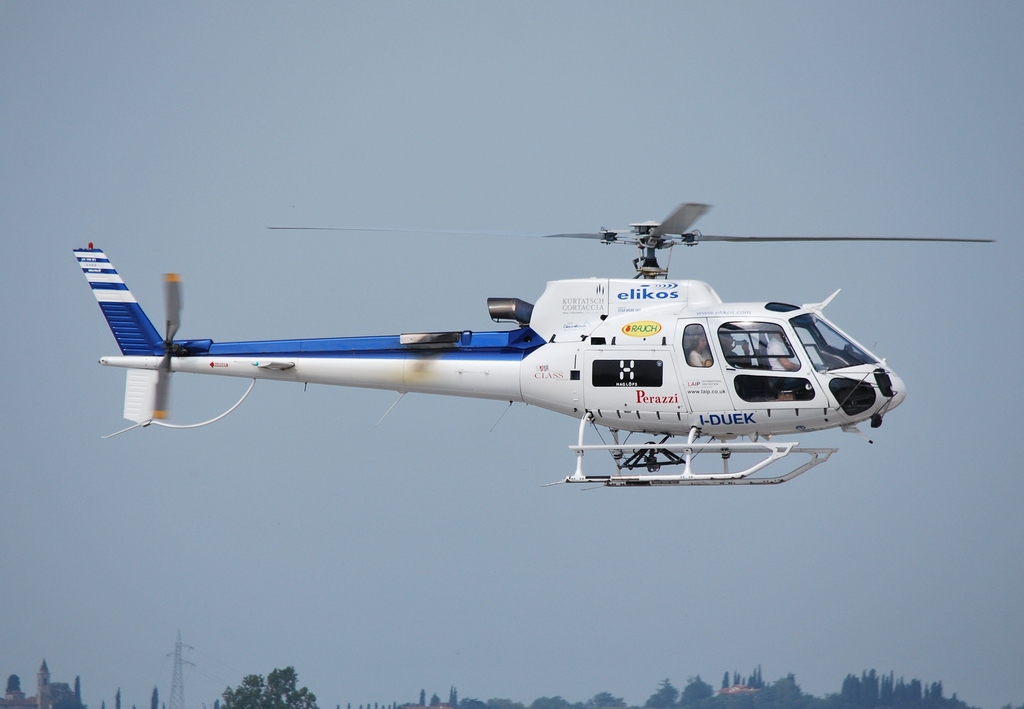 I-DUEK Eurocopter AS350B3 Ecureuil ( c/n 3300 ) - mfg: 2000 @ Aeroporto di Verona © Piti Spotter Club Verona