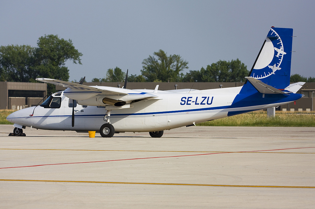 SE-LZU RC690A 11121 Aerodata Aerial Surveys @ Treviso Airport 01.07.2012 © Piti Spotter Club Verona