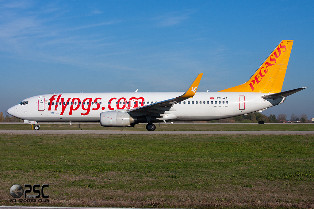 TC-AAI B737-82R 35699/2712 Pegasus Airlines @ Bologna Airport 03.12.2013 © Piti Spotter Club Verona
