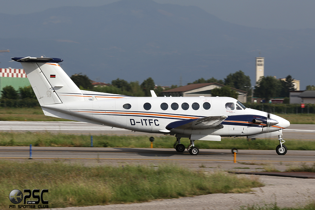 D-ITFC Beech B200 BB-1973 Peak Air GmbH @ Aeroporto di Verona © Piti Spotter Club Verona