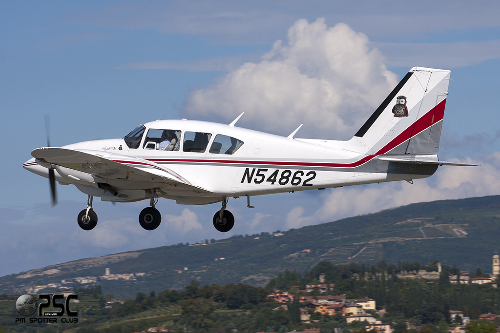 N54862 - Piper PA-23 Aztec @ Aeroporto Verona Boscomantico © Piti Spotter Club Verona