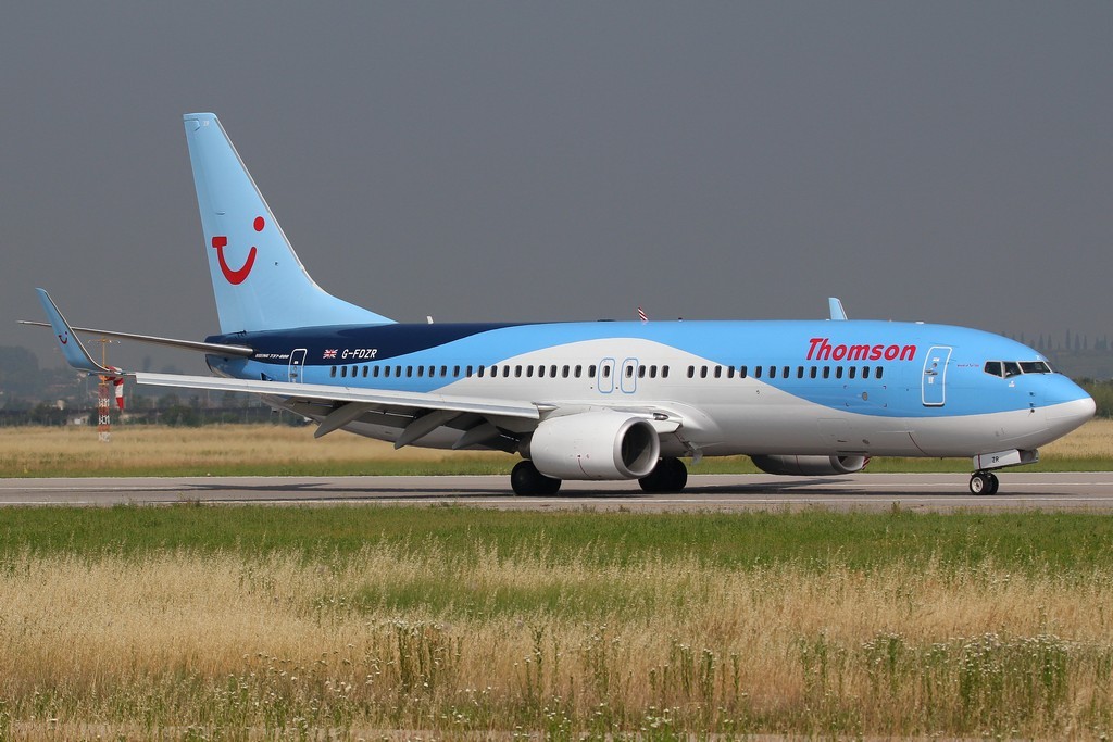 G-FDZR B737-8K5 35145/2849 Thomson Airways