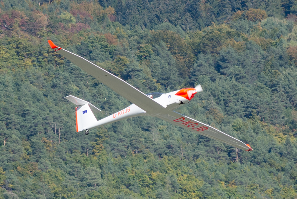 D-KGJB - Carat - Private @ Aeroporto di Bolzano © Piti Spotter Club Verona
