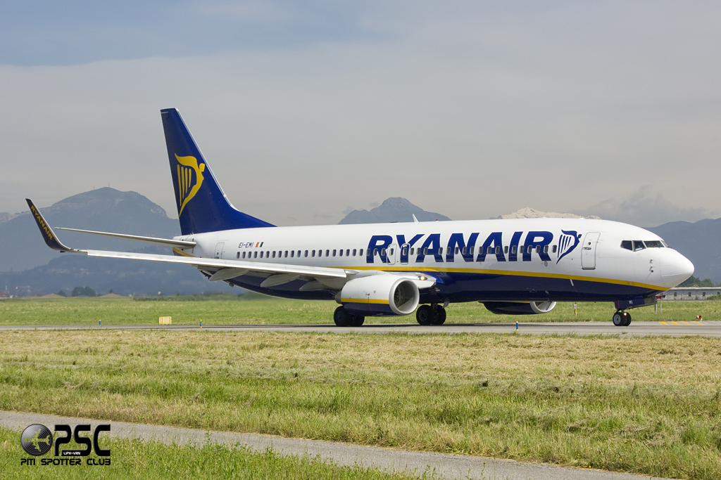 EI-EMI B737-8AS 34979/3263 Ryanair @ Bergamo Airport 02.06.2013 © Piti Spotter Club Verona