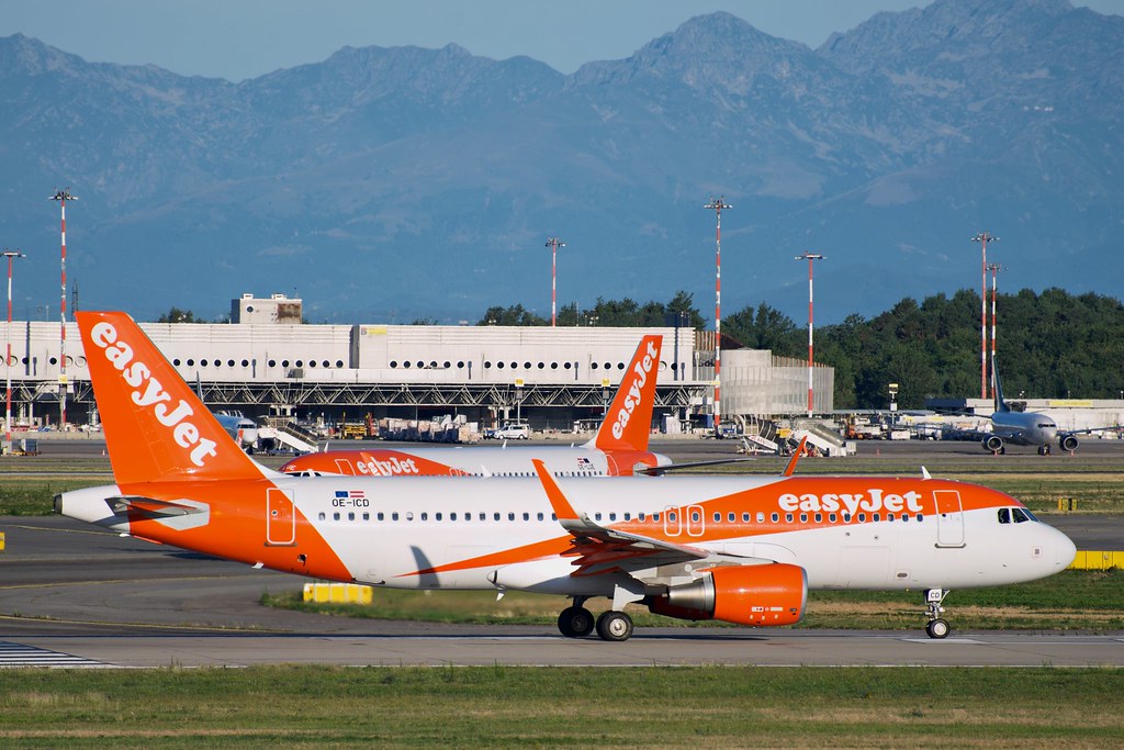 OE-ICD Airbus A320-214 7104  cfm56-5B4/3  easyJet Europe 2016  @ Milano Malpensa MXP 07 2025 © Piti Spotter Club Verona